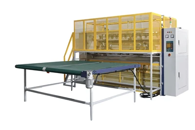 Máquina de corte de painéis de colchão